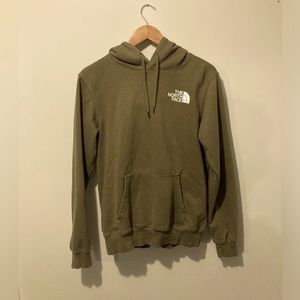 Men’s Small Box NSE Pullover Hoodie